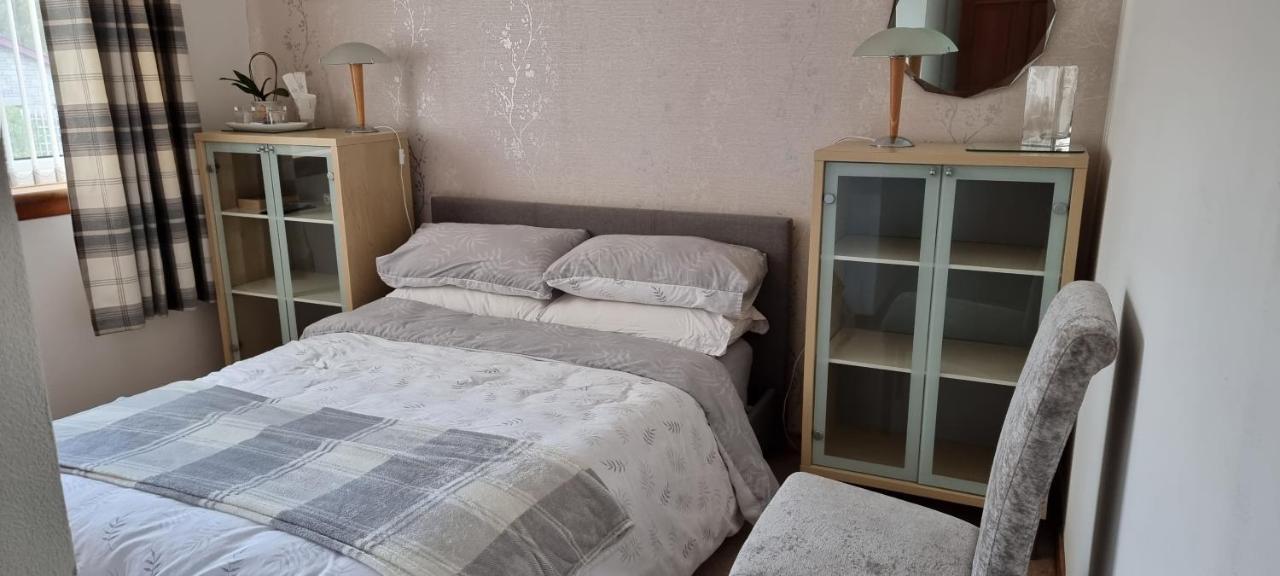Bb@No17 Bed & Breakfast Авимор Екстериор снимка