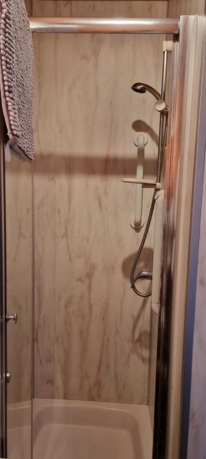 Bb@No17 Bed & Breakfast Авимор Екстериор снимка